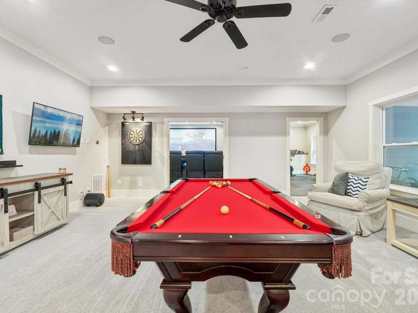 1232 Crofton Drive, Waxhaw, NC 28173.  MLS# CAR4383427, YatesRealty ID 28922. 
