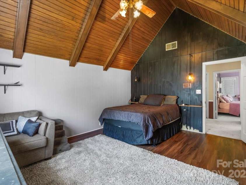 2701 Castes Drive, Pfafftown, NC 27040.  MLS# CAR4258315, YatesRealty ID 28923. 