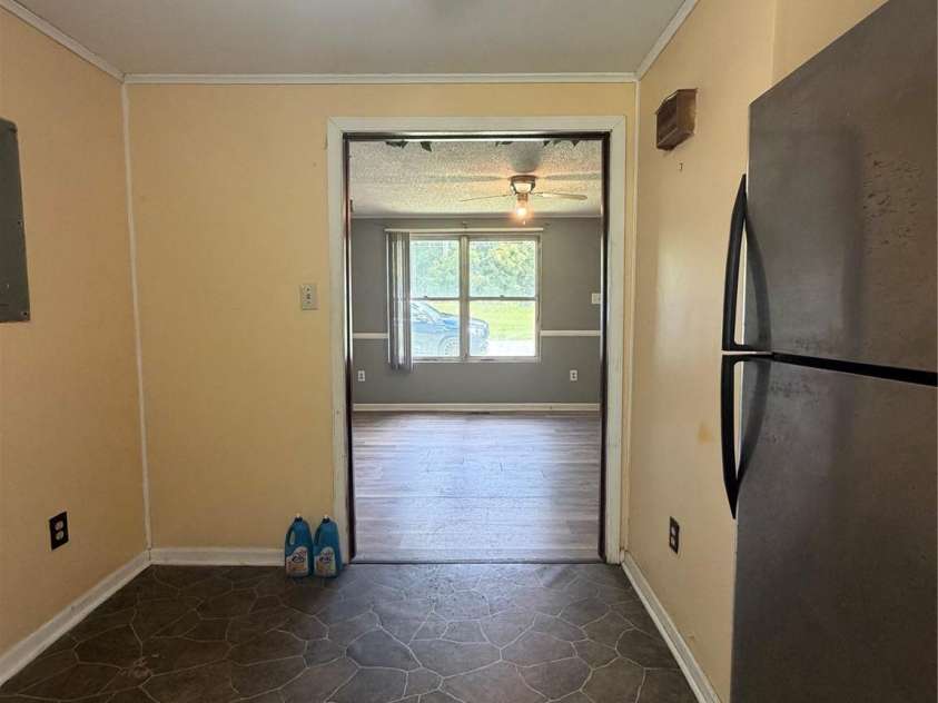 133 Mill Street, Chester, SC 29706.  MLS# CAR4387476, YatesRealty ID 28926. 