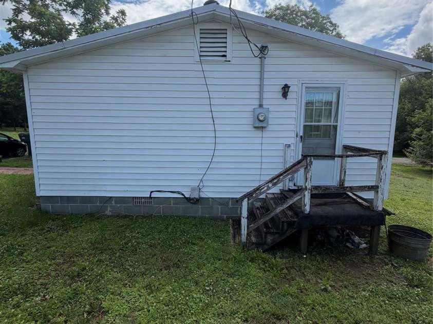 133 Mill Street, Chester, SC 29706.  MLS# CAR4387476, YatesRealty ID 28926. 