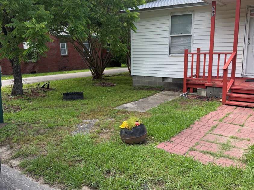 133 Mill Street, Chester, SC 29706.  MLS# CAR4387476, YatesRealty ID 28926. 