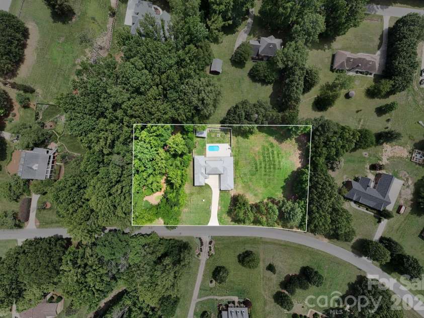 439 Cottonfield Circle, Waxhaw, NC 28173.  MLS# CAR4386221, YatesRealty ID 28927. 