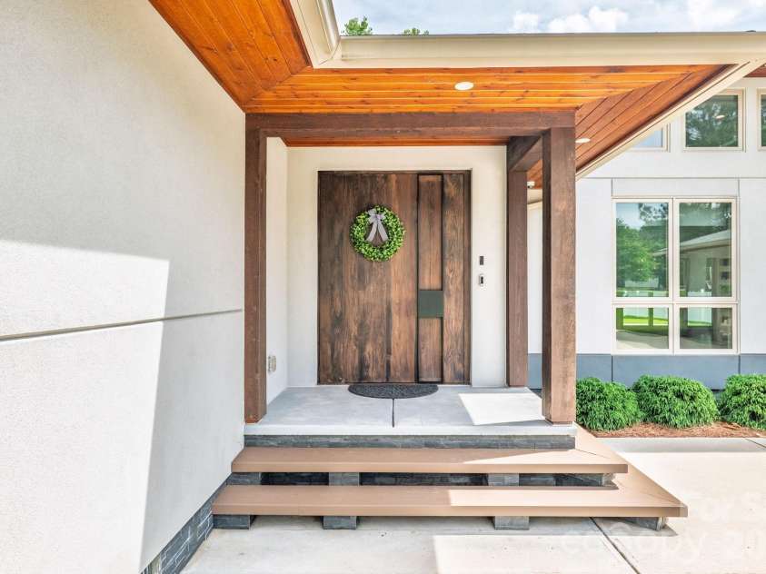 439 Cottonfield Circle, Waxhaw, NC 28173.  MLS# CAR4386221, YatesRealty ID 28927. 