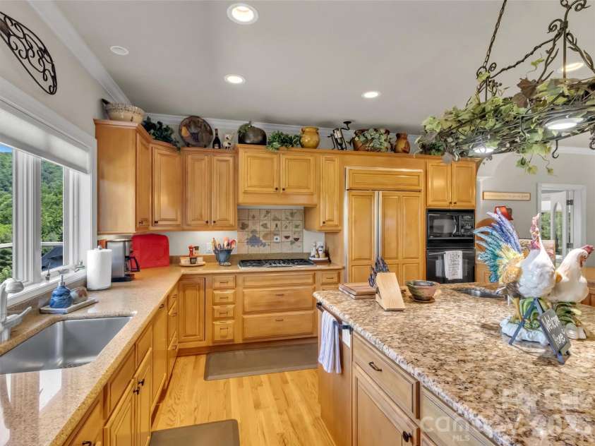 830 Trials Gap Drive, Waynesville, NC 28786.  MLS# CAR4384986, YatesRealty ID 28928. 