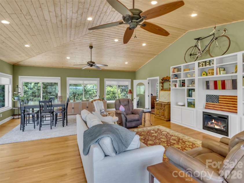 830 Trials Gap Drive, Waynesville, NC 28786.  MLS# CAR4384986, YatesRealty ID 28928. 