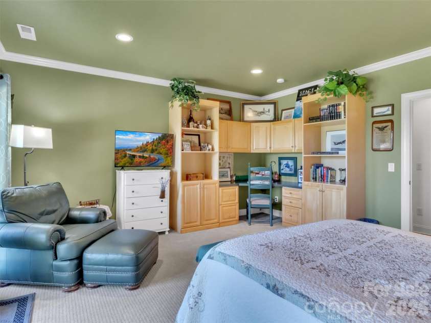 830 Trials Gap Drive, Waynesville, NC 28786.  MLS# CAR4384986, YatesRealty ID 28928. 