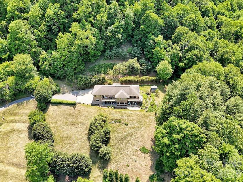830 Trials Gap Drive, Waynesville, NC 28786.  MLS# CAR4384986, YatesRealty ID 28928. 