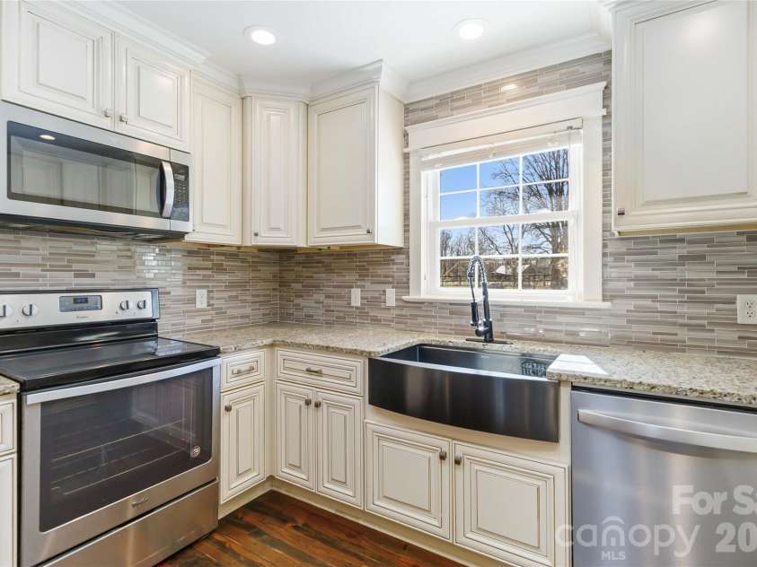 7717 Lancaster Highway, Waxhaw, NC 28173.  MLS# CAR4362423, YatesRealty ID 28929. 
