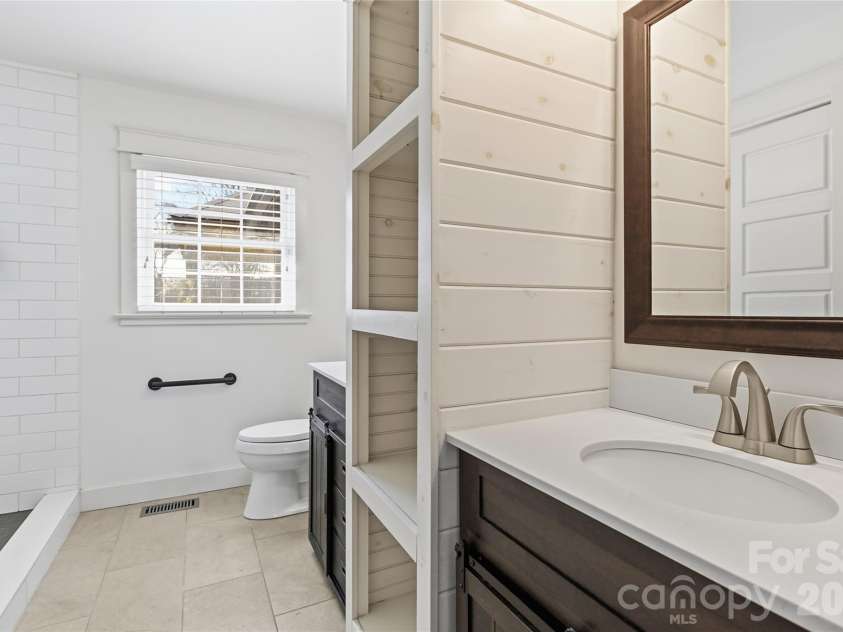 7717 Lancaster Highway, Waxhaw, NC 28173.  MLS# CAR4362423, YatesRealty ID 28929. 