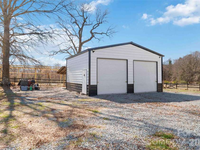 7717 Lancaster Highway, Waxhaw, NC 28173.  MLS# CAR4362423, YatesRealty ID 28929. 