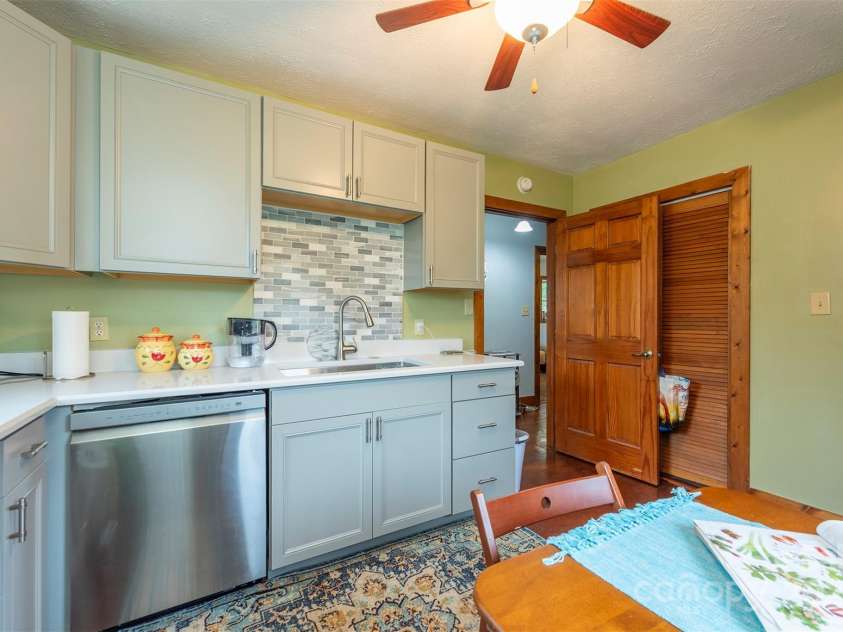 3755 Broad Street, Clyde, NC 28721.  MLS# CAR4308852, YatesRealty ID 2893. 