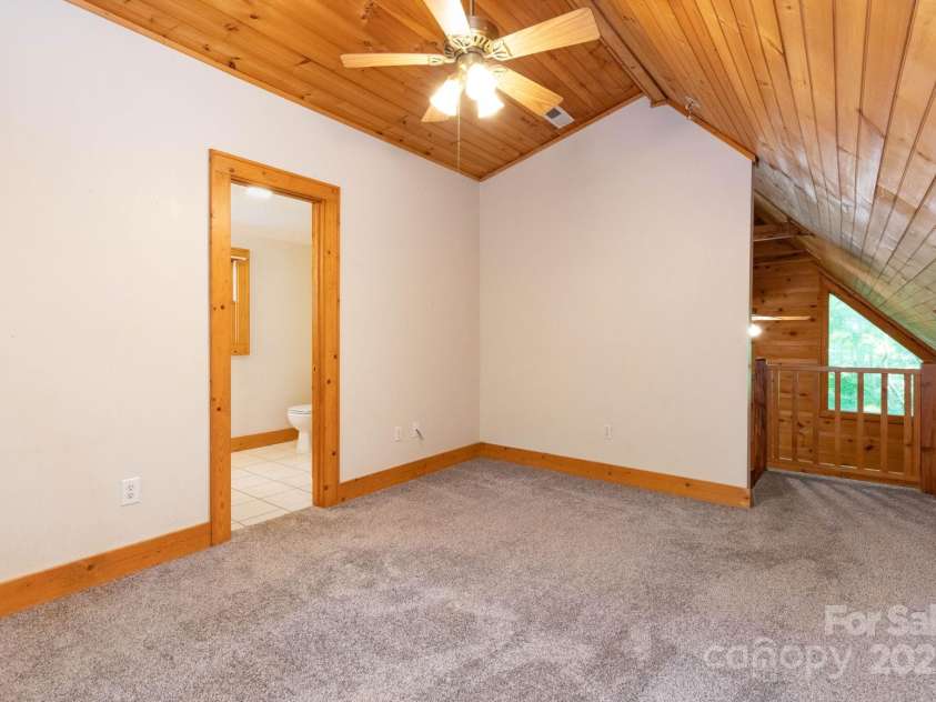 25 Trillium Trace, Maggie Valley, NC 28751.  MLS# CAR4275469, YatesRealty ID 28931. 
