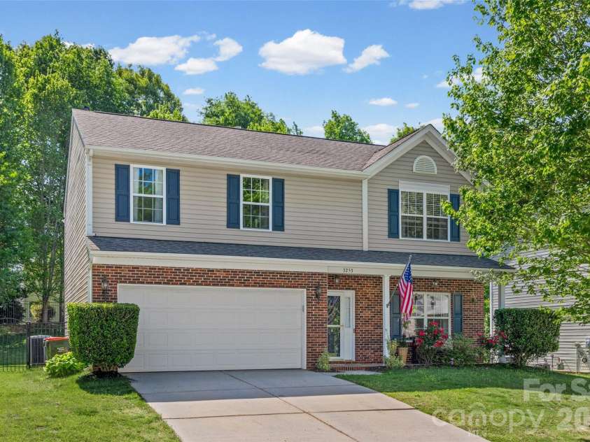3253 Wicklow Lane, Clover, SC 29710.  MLS# CAR4369845, YatesRealty ID 28931. 