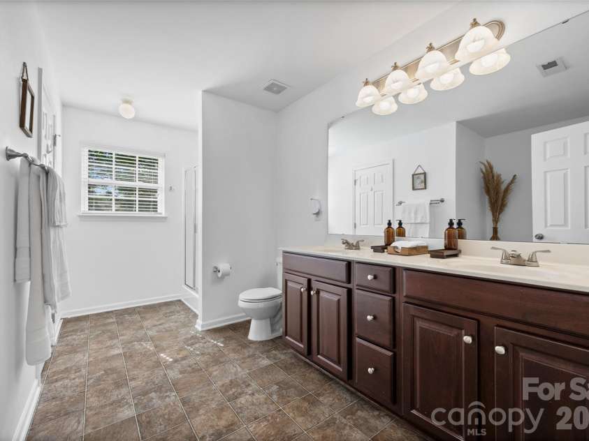 3253 Wicklow Lane, Clover, SC 29710.  MLS# CAR4369845, YatesRealty ID 28931. 