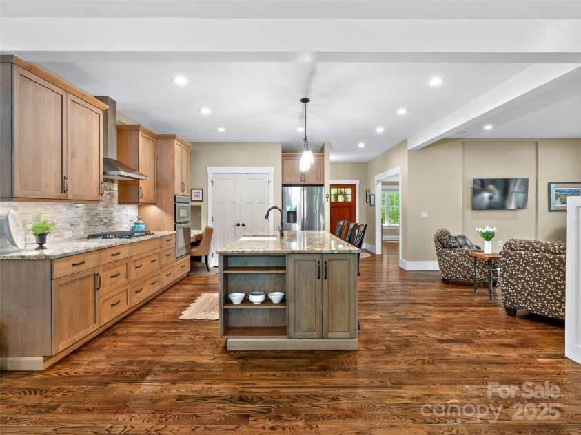 64 Nuthatch Court, Fairview, NC 28730.  MLS# CAR4280456, YatesRealty ID 28932. 