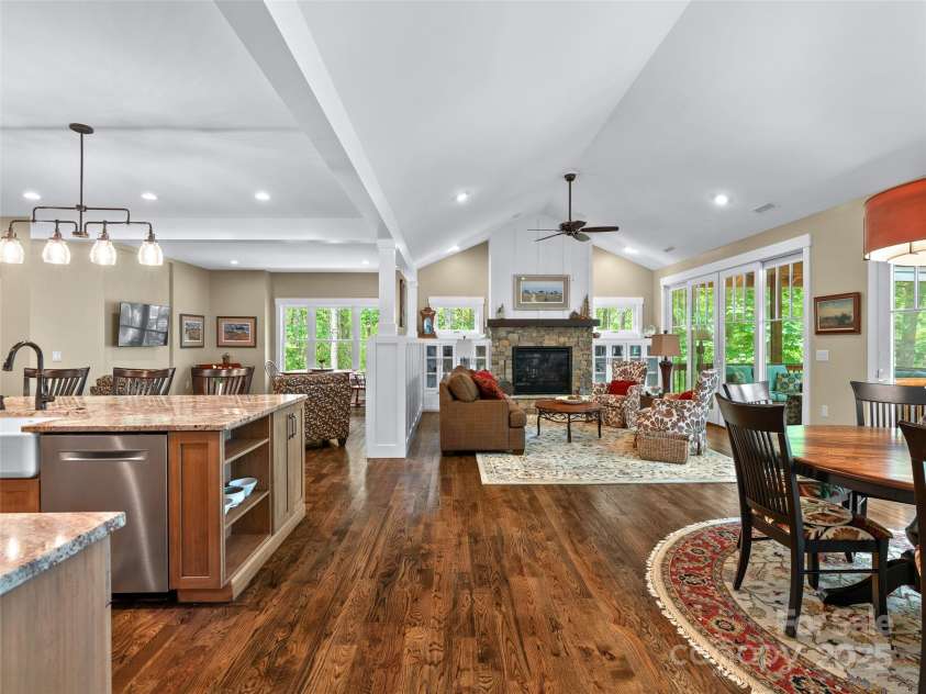 64 Nuthatch Court, Fairview, NC 28730.  MLS# CAR4280456, YatesRealty ID 28932. 