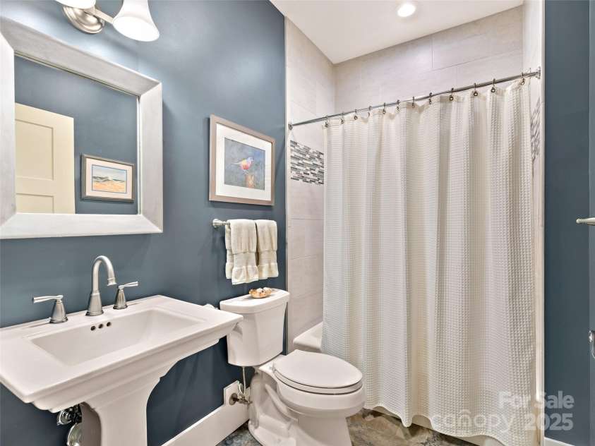 64 Nuthatch Court, Fairview, NC 28730.  MLS# CAR4280456, YatesRealty ID 28932. 