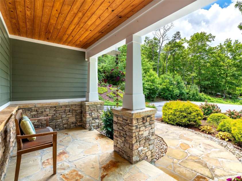 64 Nuthatch Court, Fairview, NC 28730.  MLS# CAR4280456, YatesRealty ID 28932. 