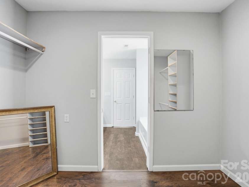 949 Willow Creek Drive, Gastonia, NC 28054.  MLS# CAR4380831, YatesRealty ID 28932. 
