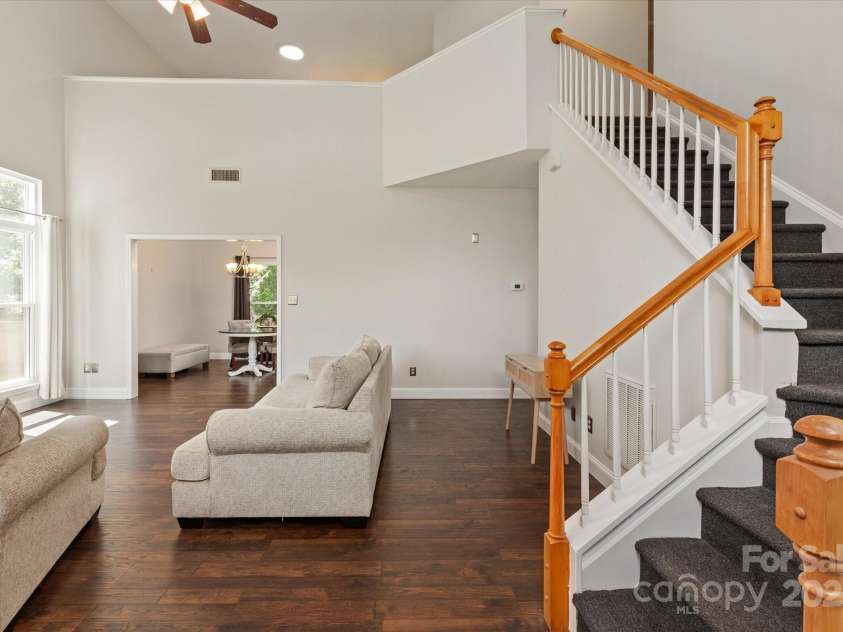 14130 Misty Brook Lane, Charlotte, NC 28273.  MLS# CAR4274455, YatesRealty ID 28933. 