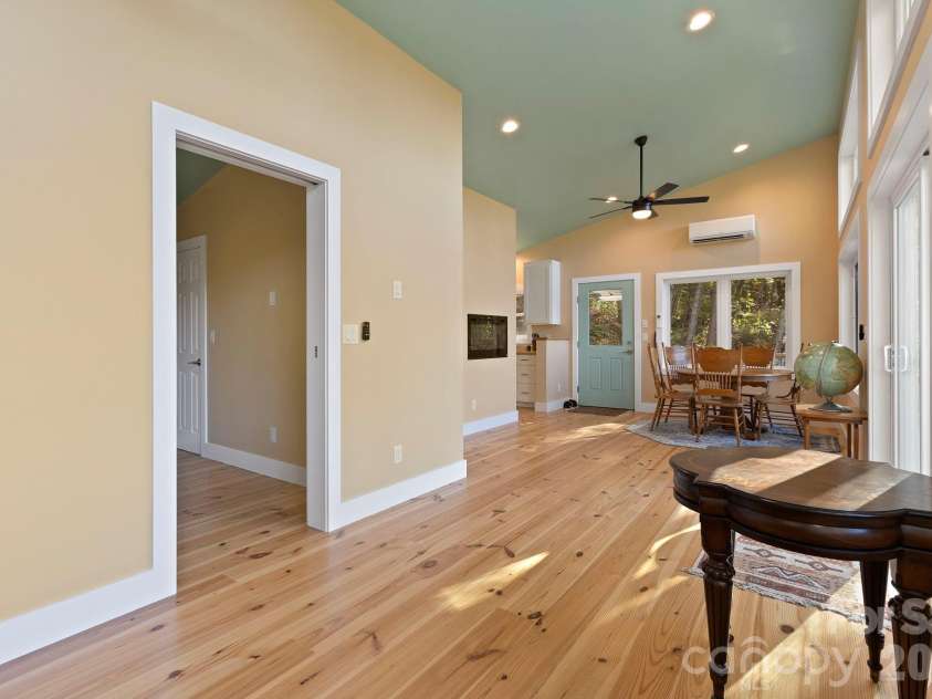 96 Old Cove Road, Black Mountain, NC 28711.  MLS# CAR4373127, YatesRealty ID 28935. 