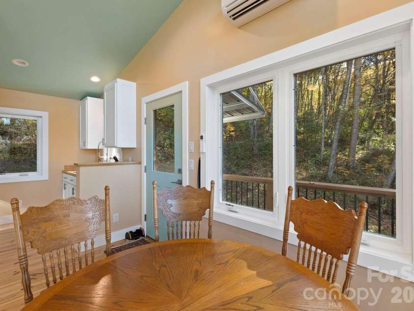 96 Old Cove Road, Black Mountain, NC 28711.  MLS# CAR4373127, YatesRealty ID 28935. 