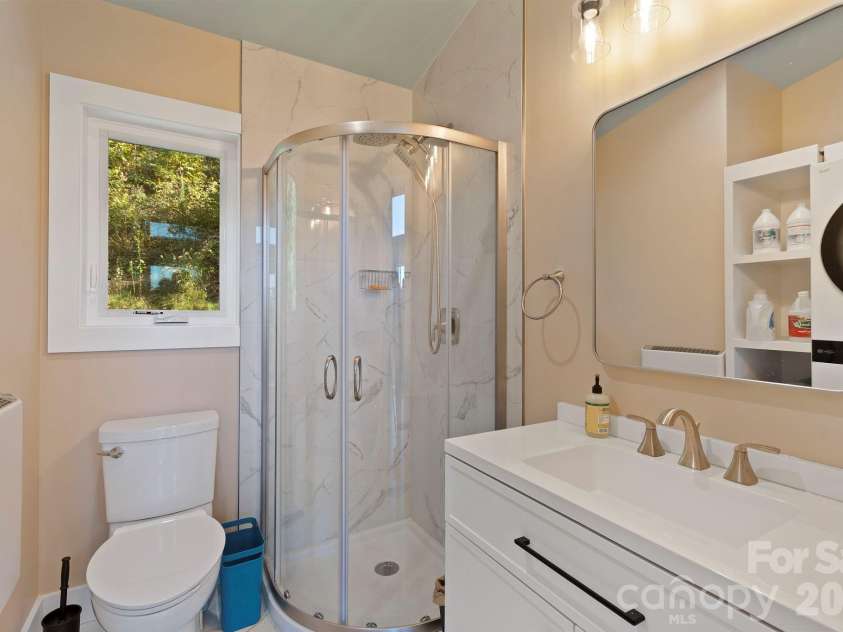 96 Old Cove Road, Black Mountain, NC 28711.  MLS# CAR4373127, YatesRealty ID 28935. 
