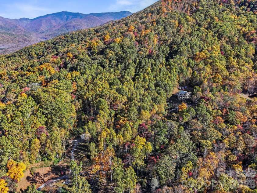 96 Old Cove Road, Black Mountain, NC 28711.  MLS# CAR4373127, YatesRealty ID 28935. Views