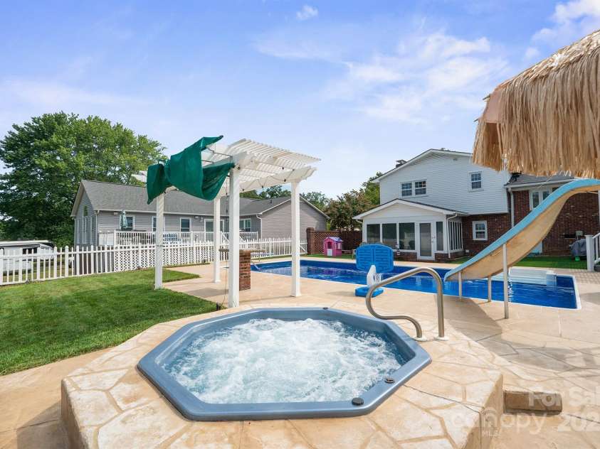 414 2nd Street, Faith, NC 28146.  MLS# CAR4283856, YatesRealty ID 28936. Hot Tub