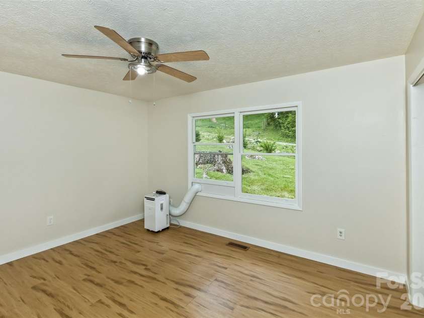 47 Fir Circle, Canton, NC 28716.  MLS# CAR4385612, YatesRealty ID 28936. Primary bedroom level 1
