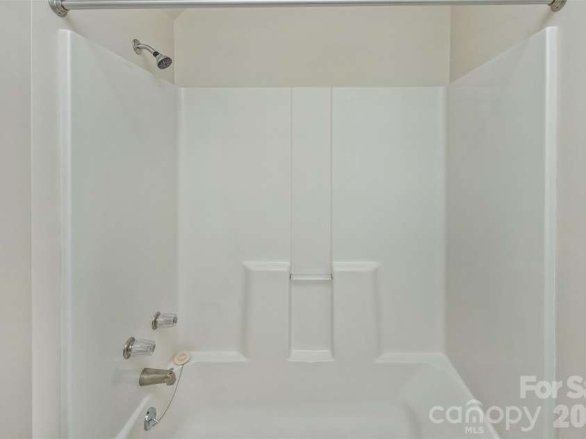 47 Fir Circle, Canton, NC 28716.  MLS# CAR4385612, YatesRealty ID 28936. Second level full bath