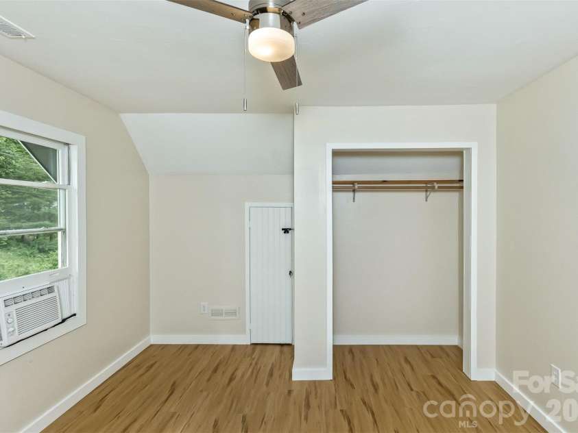 47 Fir Circle, Canton, NC 28716.  MLS# CAR4385612, YatesRealty ID 28936. Upstairs bedroom 2
