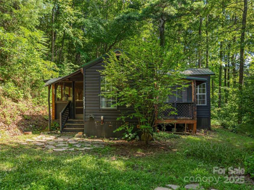 221 John Tate Drive, Fletcher, NC 28732.  MLS# CAR4285398, YatesRealty ID 28937. 