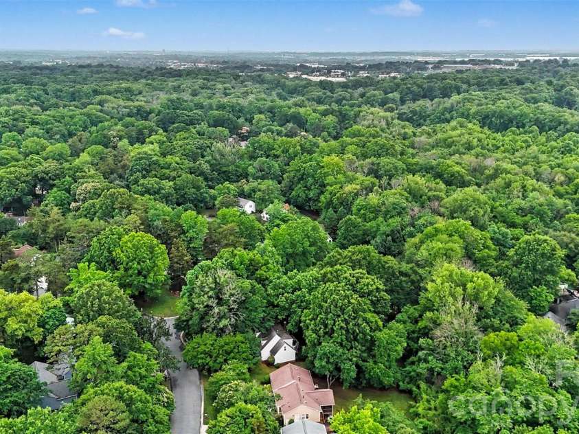 8644 Kirchenbaum Drive, Charlotte, NC 28210.  MLS# CAR4386953, YatesRealty ID 28937. 