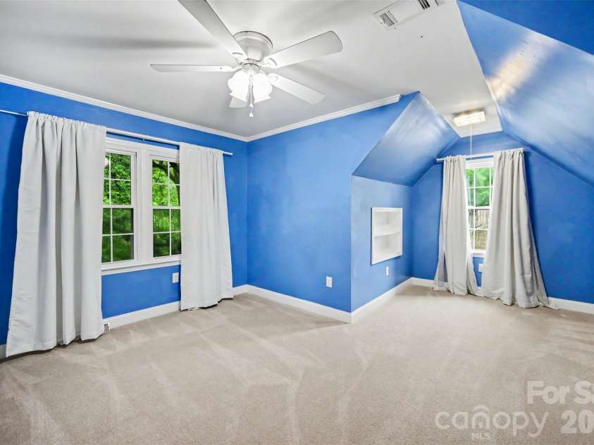 8644 Kirchenbaum Drive, Charlotte, NC 28210.  MLS# CAR4386953, YatesRealty ID 28937. Large Second Bedroom
