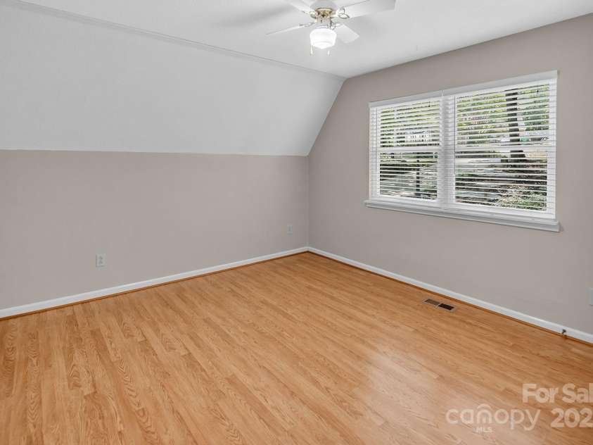 7608 Zermatt Lane, Charlotte, NC 28226.  MLS# CAR4283593, YatesRealty ID 28938. Second bedroom on main level