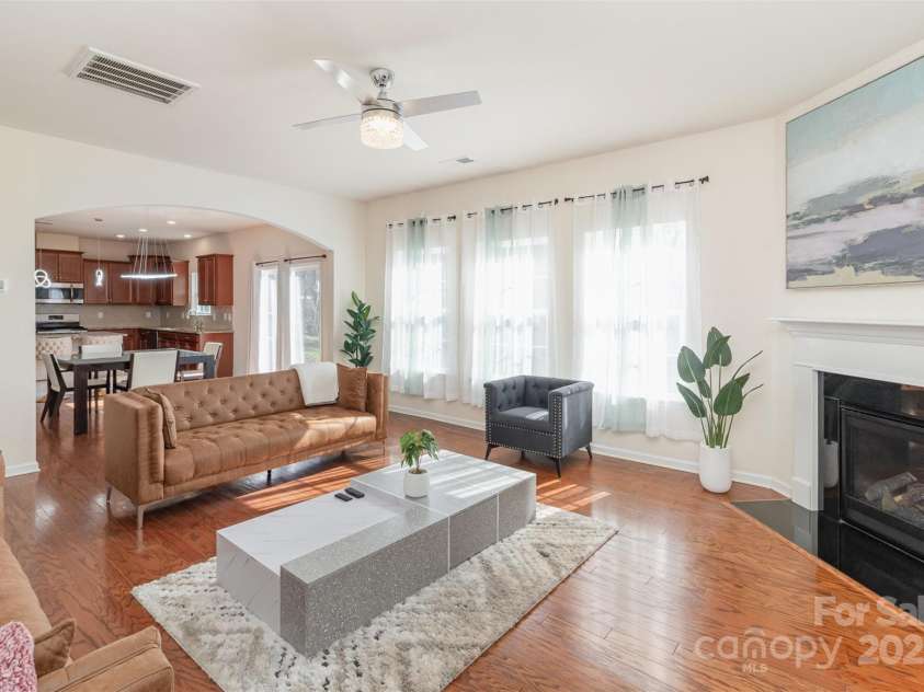 10422 Ebbets Road, Charlotte, NC 28273.  MLS# CAR4216565, YatesRealty ID 2894. 