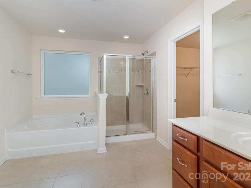 10422 Ebbets Road, Charlotte, NC 28273.  MLS# CAR4216565, YatesRealty ID 2894. 