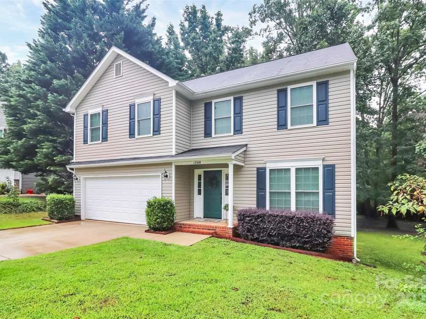 1300 Dunmore Court, Clover, SC 29710.  MLS# CAR4295252, YatesRealty ID 2894. 1300 Dunmore CT