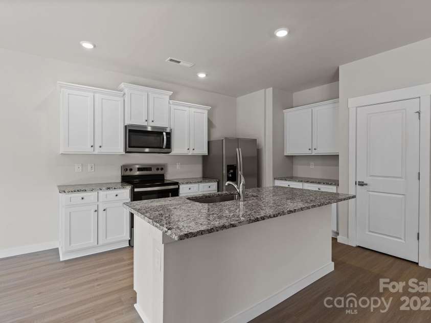1512 Doran Terrace, Richburg, SC 29729.  MLS# CAR4285154, YatesRealty ID 28942. 