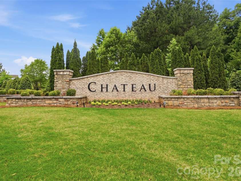 16009 Duval Drive, Charlotte, NC 28273.  MLS# CAR4387647, YatesRealty ID 28943. 