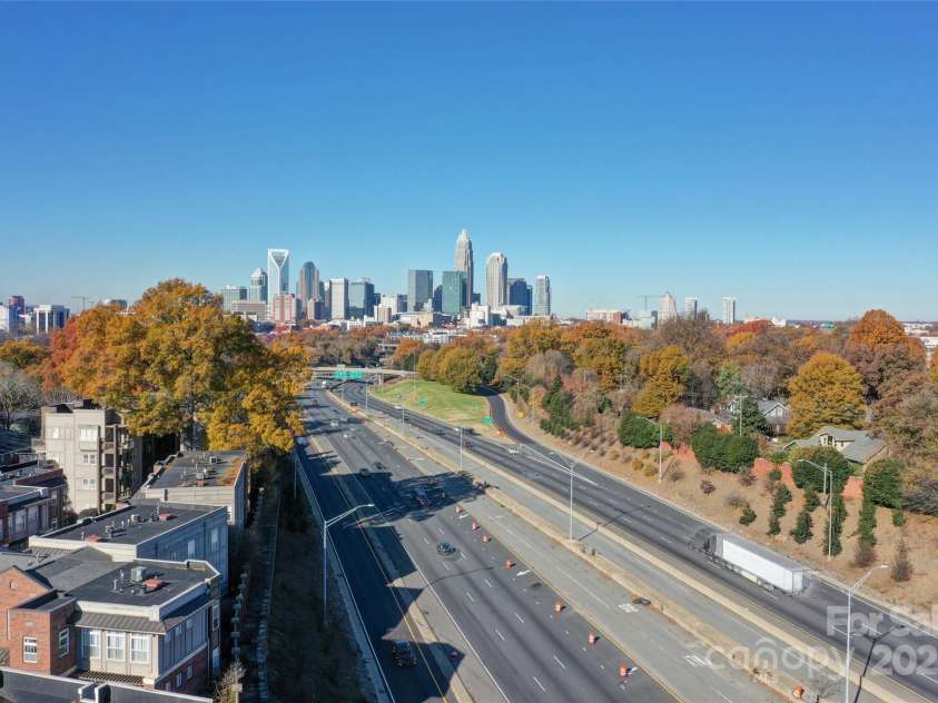 610 Hawthorne Lane, Charlotte, NC 28204.  MLS# CAR4285956, YatesRealty ID 28943. 