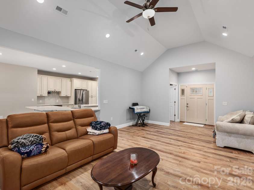 1230 Terrys Gap Road, Hendersonville, NC 28792.  MLS# CAR4342628, YatesRealty ID 28944. 