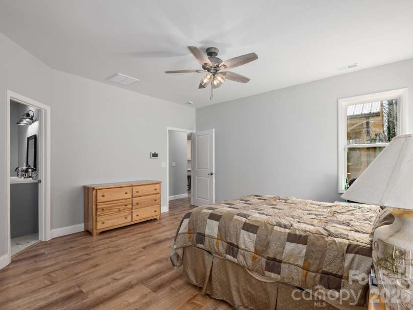 1230 Terrys Gap Road, Hendersonville, NC 28792.  MLS# CAR4342628, YatesRealty ID 28944. 
