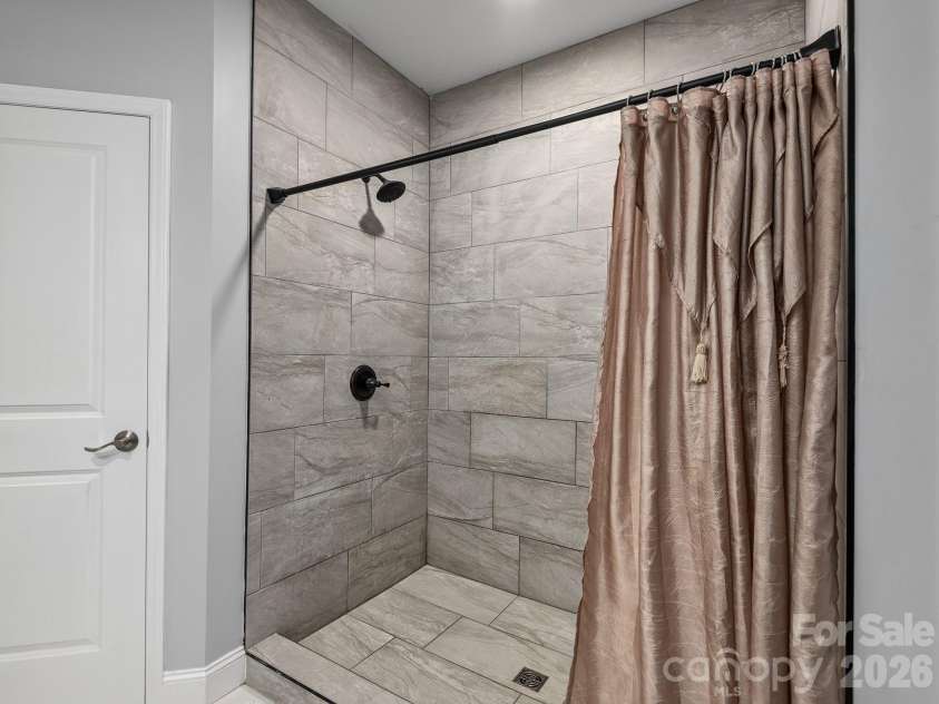 1230 Terrys Gap Road, Hendersonville, NC 28792.  MLS# CAR4342628, YatesRealty ID 28944. 