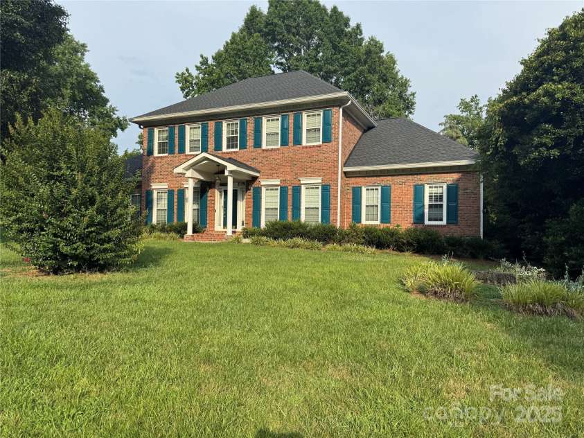 2085 Cavendale Drive, Rock Hill, SC 29732.  MLS# CAR4279302, YatesRealty ID 28945. 