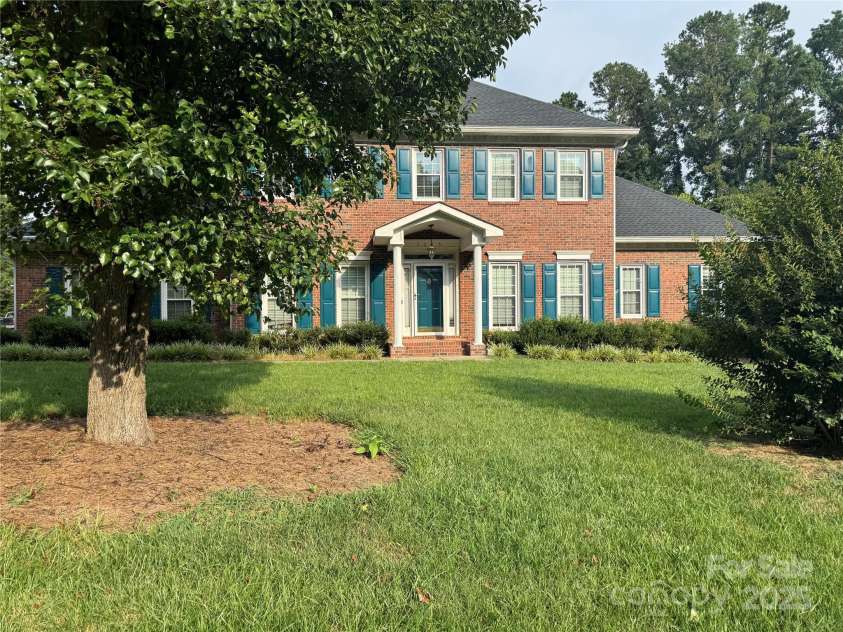 2085 Cavendale Drive, Rock Hill, SC 29732.  MLS# CAR4279302, YatesRealty ID 28945. 