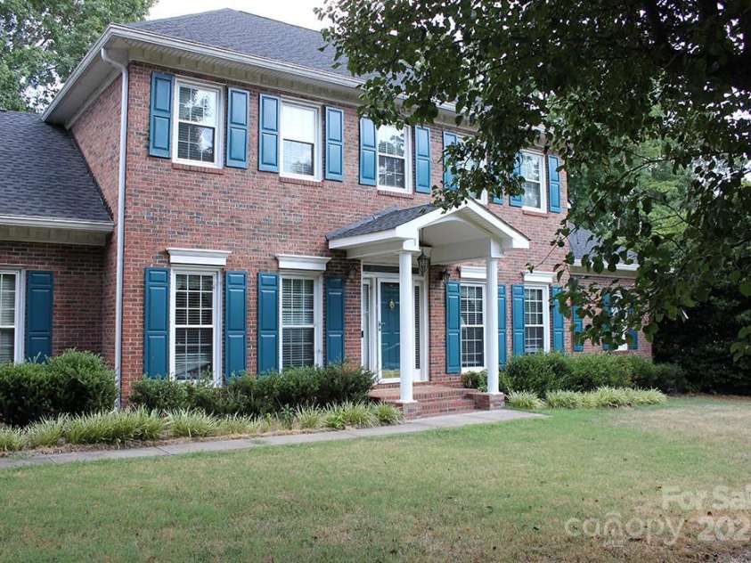 2085 Cavendale Drive, Rock Hill, SC 29732.  MLS# CAR4279302, YatesRealty ID 28945. 