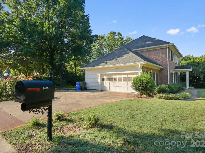 2085 Cavendale Drive, Rock Hill, SC 29732.  MLS# CAR4279302, YatesRealty ID 28945. 