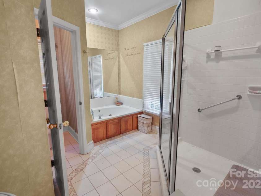 2085 Cavendale Drive, Rock Hill, SC 29732.  MLS# CAR4279302, YatesRealty ID 28945. 